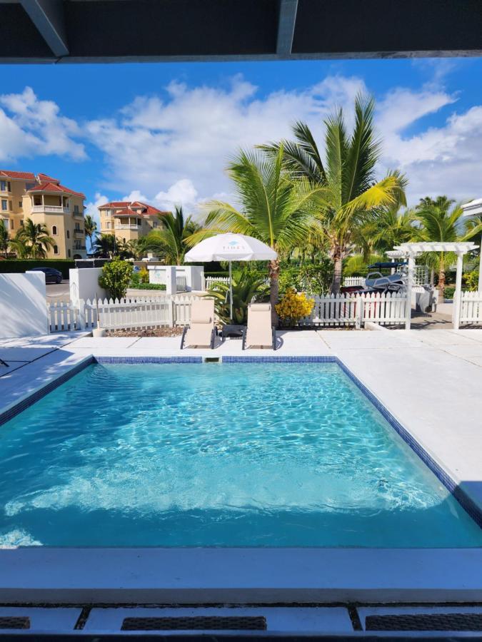 The Tides, Grace Bay Hotel The Bight Settlements Екстериор снимка